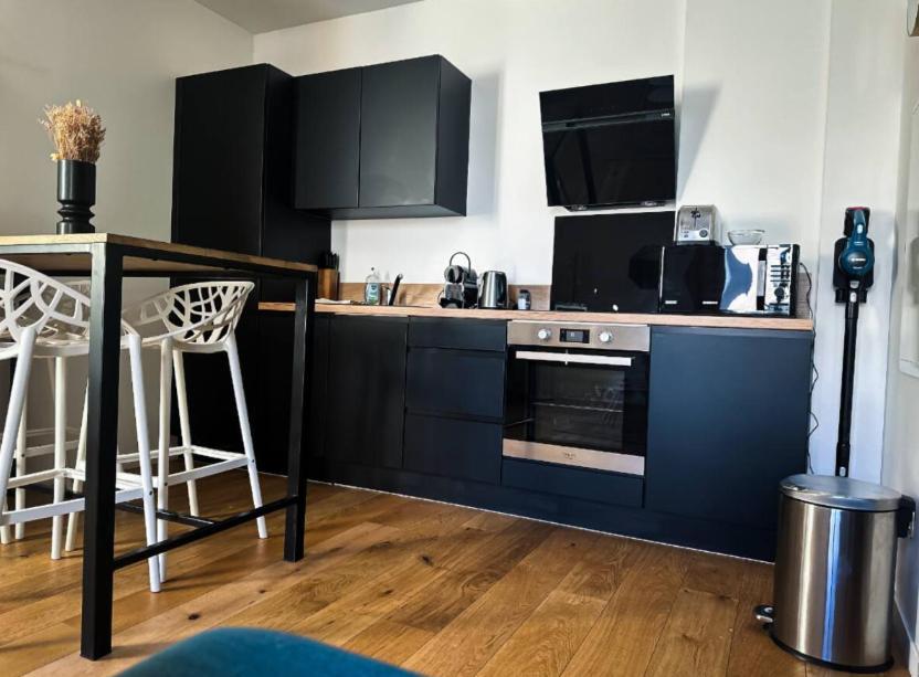 The Sunny ¤ Terrasse ¤ Proche Centre ¤ Parking ¤ Wifi Apartment Amiens Ngoại thất bức ảnh